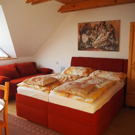 Privat Alenka Apartment *
